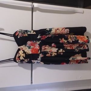 Cupped dress for all seasons